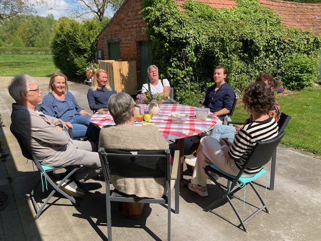 front photo folder activiteiten